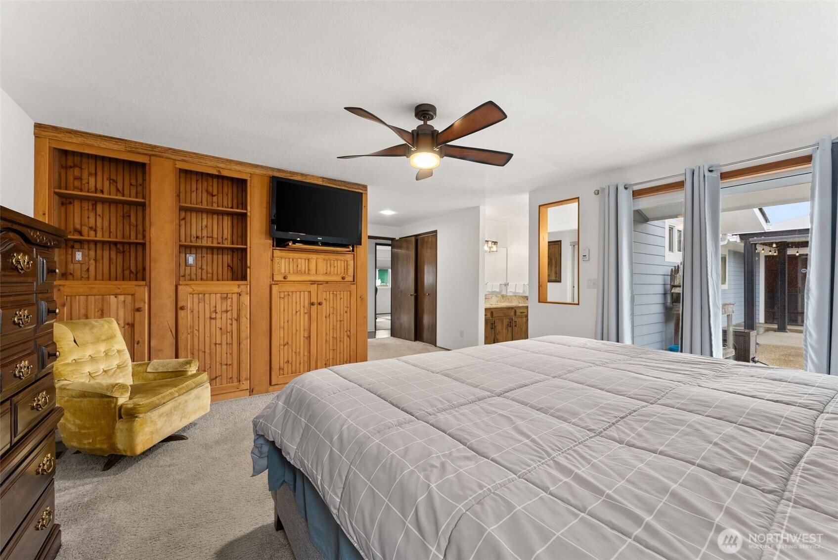 102 Sunnyside Drive , Centralia, WA 98531