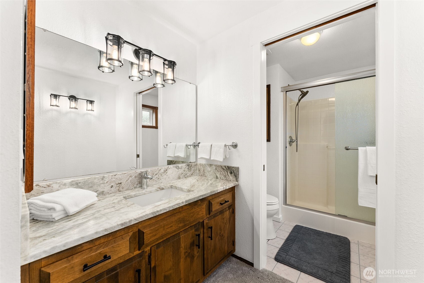 102 Sunnyside Drive , Centralia, WA 98531