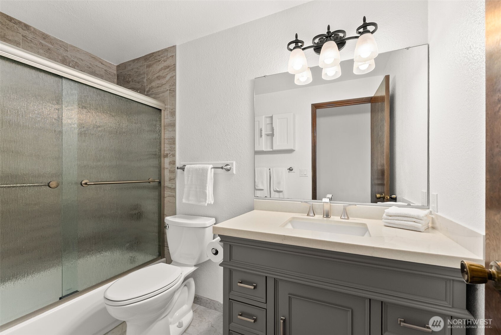 102 Sunnyside Drive , Centralia, WA 98531