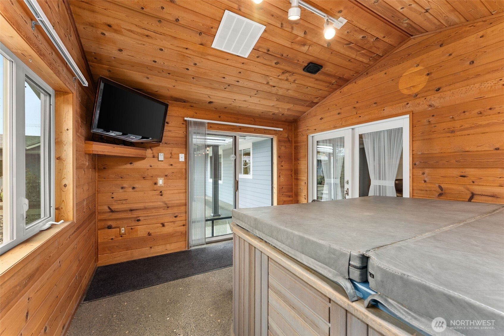 102 Sunnyside Drive , Centralia, WA 98531