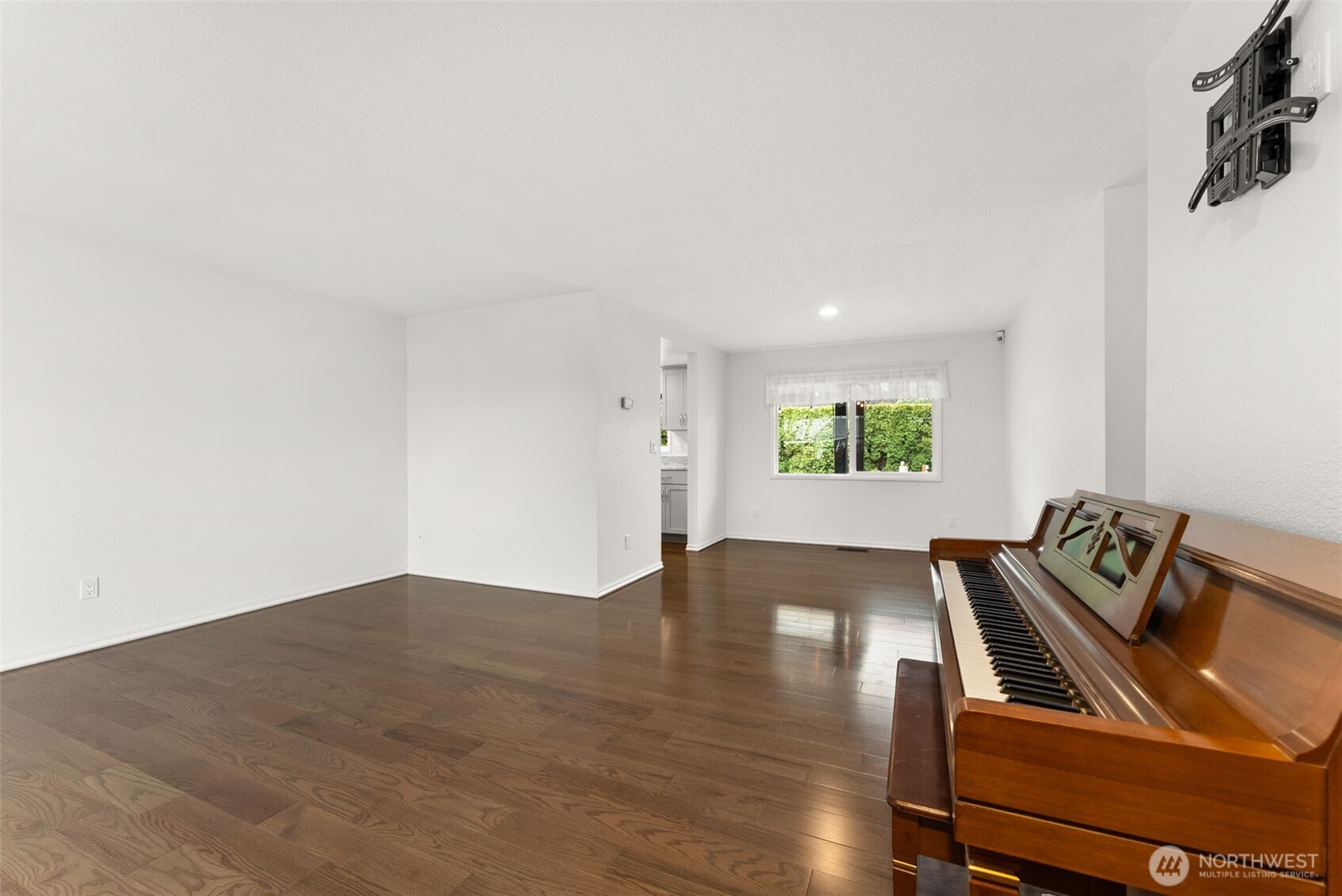 102 Sunnyside Drive , Centralia, WA 98531