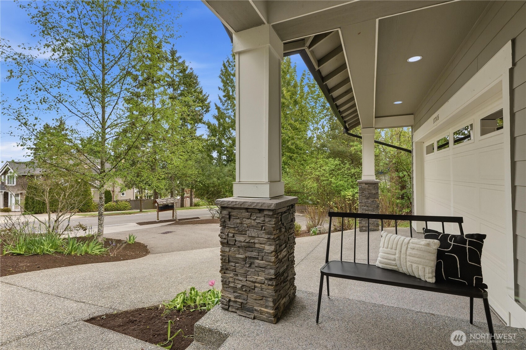 17345 NE 36th Street , Redmond, WA 98052