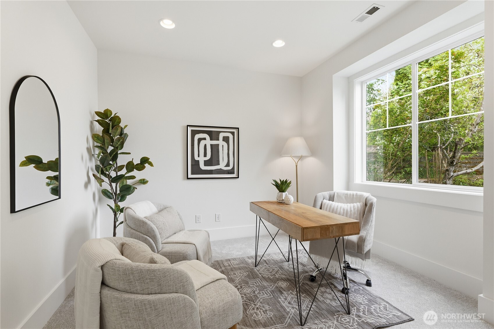 17345 NE 36th Street , Redmond, WA 98052