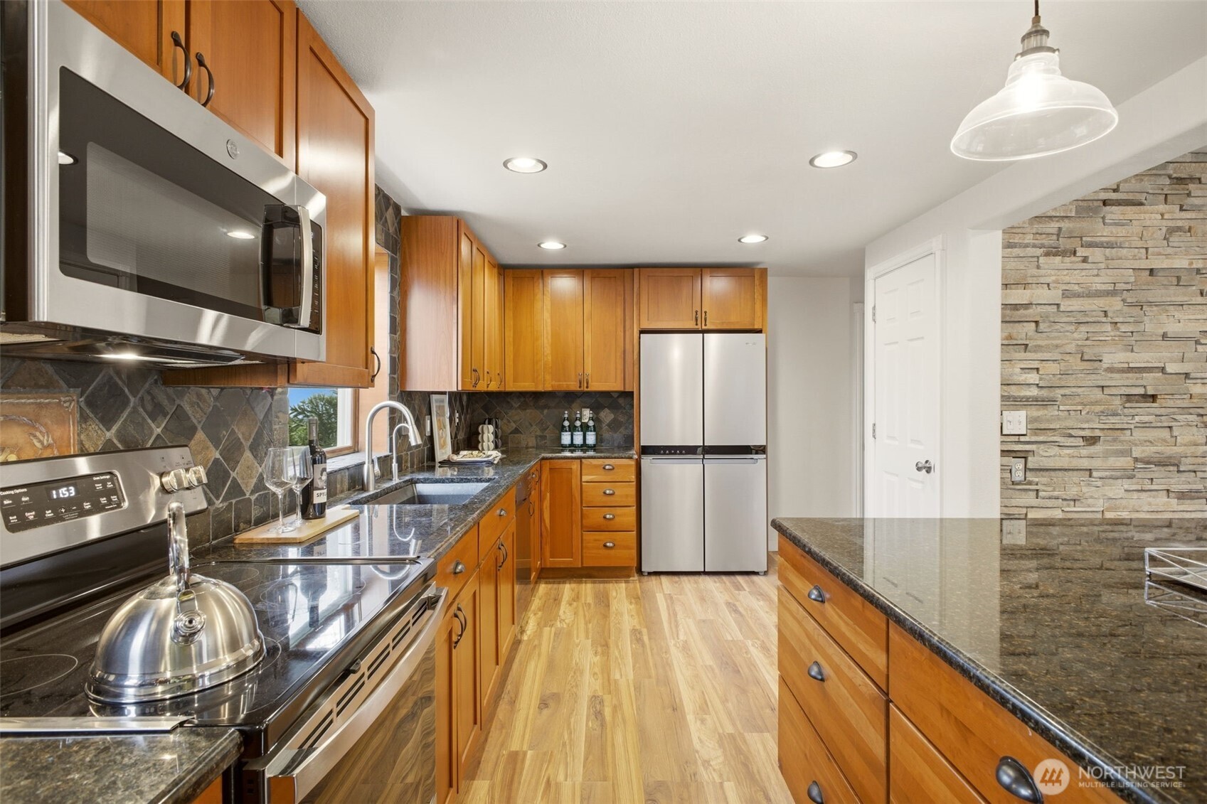 1008 S Puget Sound Avenue , Tacoma, WA 98405