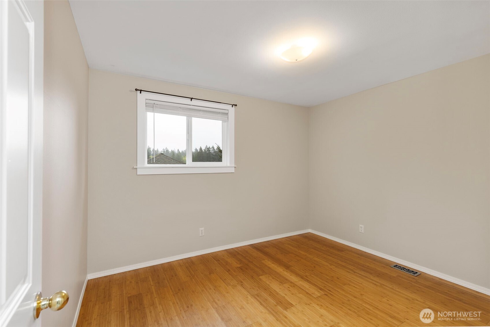 1980 NE Bjorn Street , Poulsbo, WA 98370