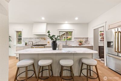 7007 26th Avenue NW, Seattle, WA 98117 - Photo 11