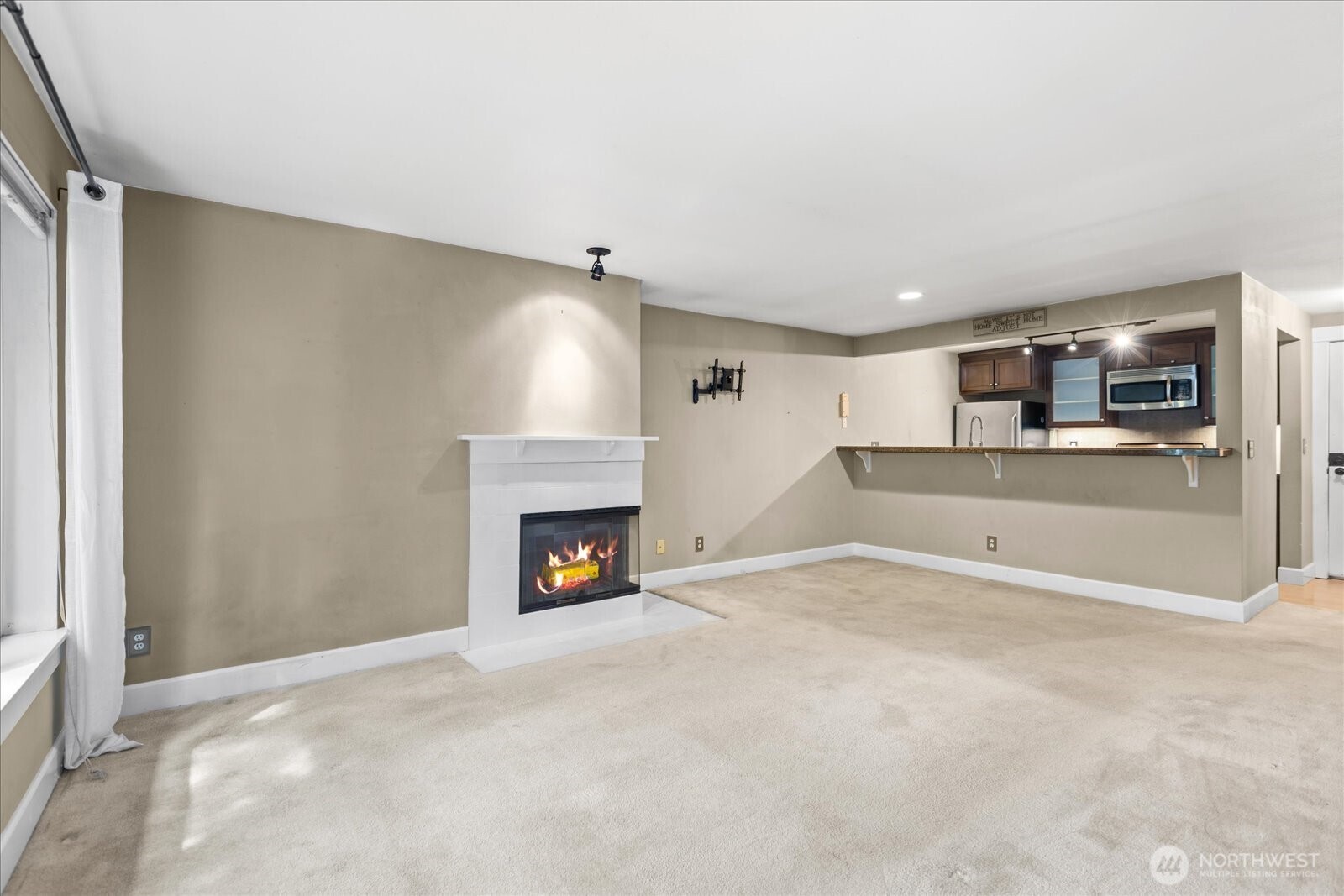 300 N 130th Street #2302, Seattle, WA 98133