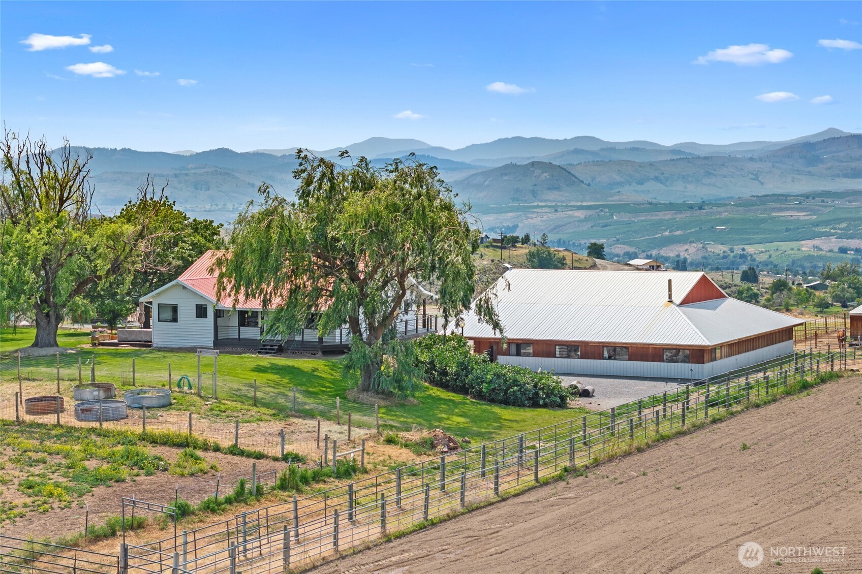 93 Warren Road , Tonasket, WA 98855