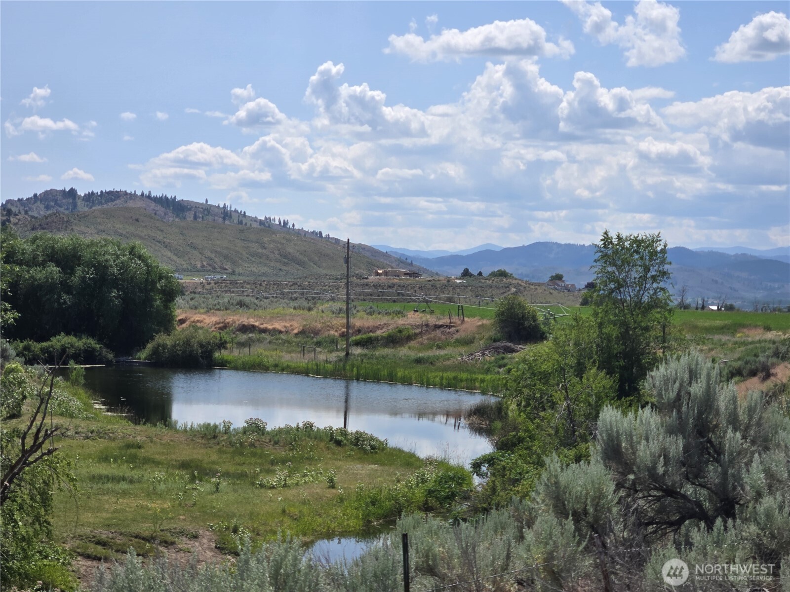 93 Warren Road , Tonasket, WA 98855