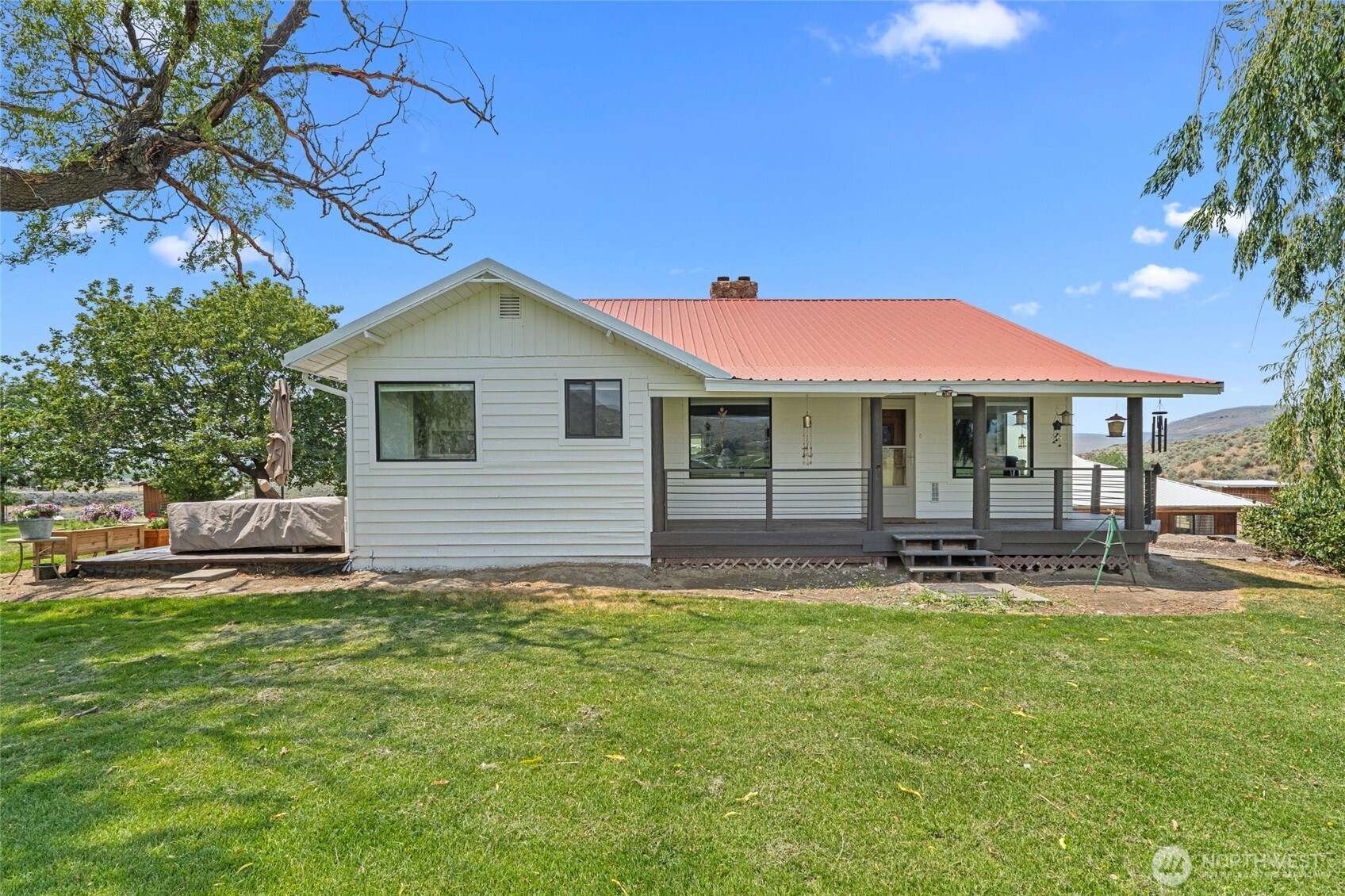 93 Warren Road , Tonasket, WA 98855