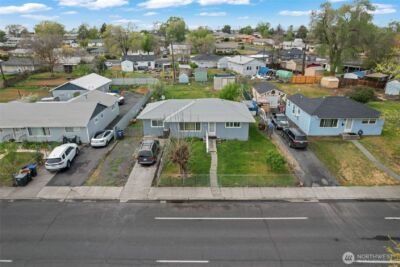 542 N Central Drive , Moses Lake, WA 98837 - Photo 2