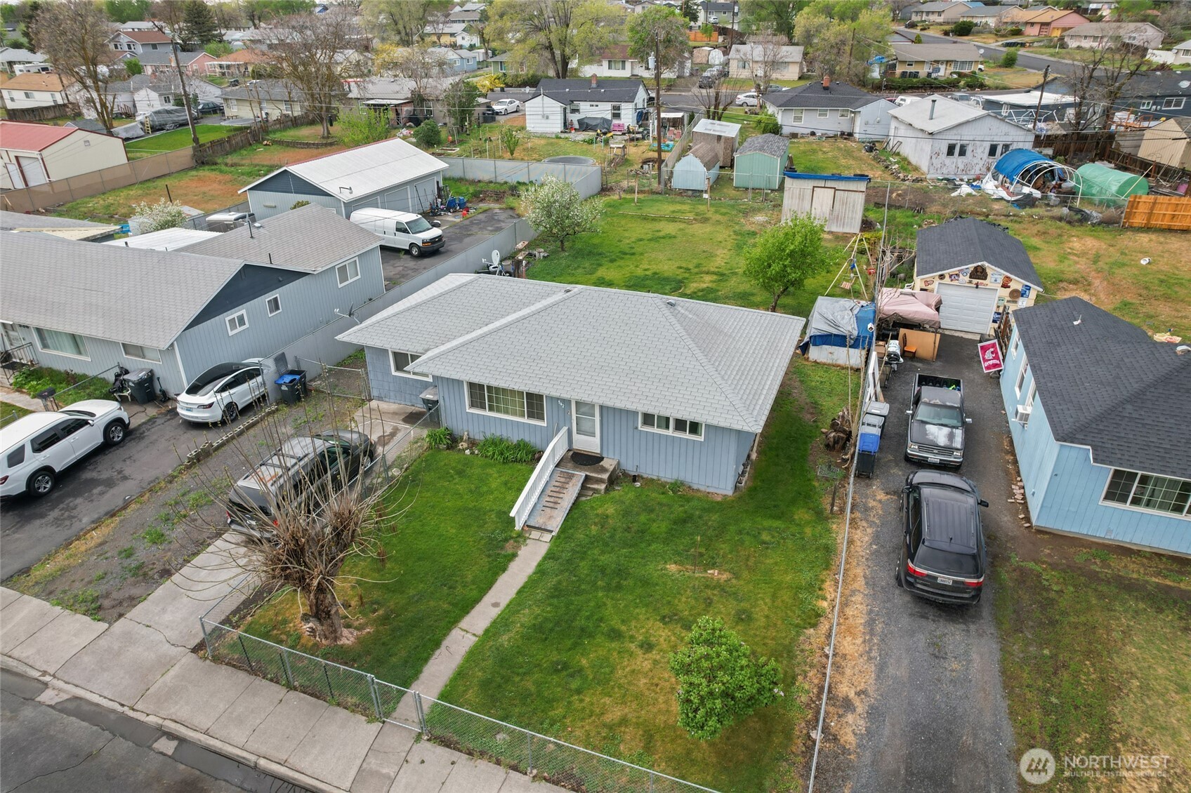 542 N Central Drive , Moses Lake, WA 98837