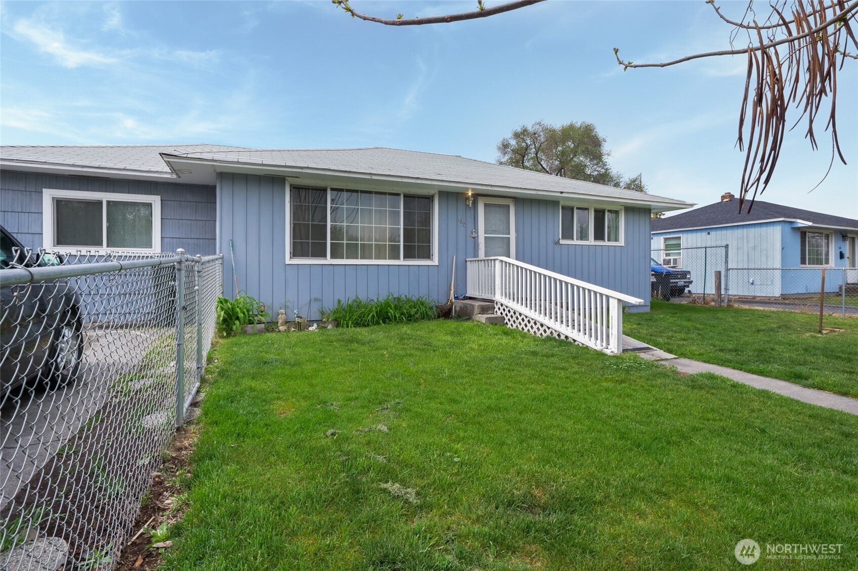 542 N Central Drive , Moses Lake, WA 98837