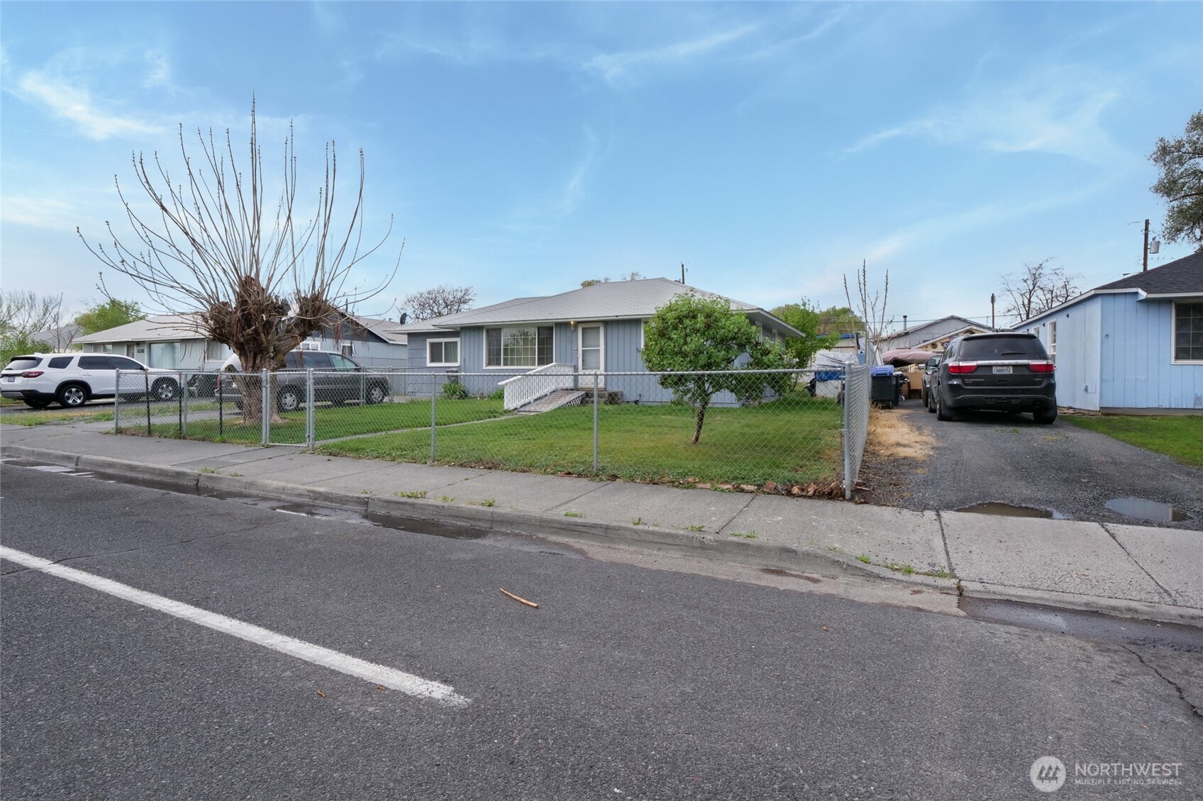 542 N Central Drive , Moses Lake, WA 98837