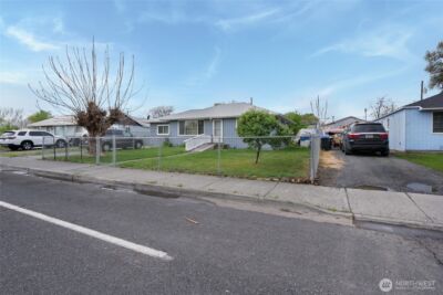 542 N Central Drive , Moses Lake, WA 98837 - Photo 7