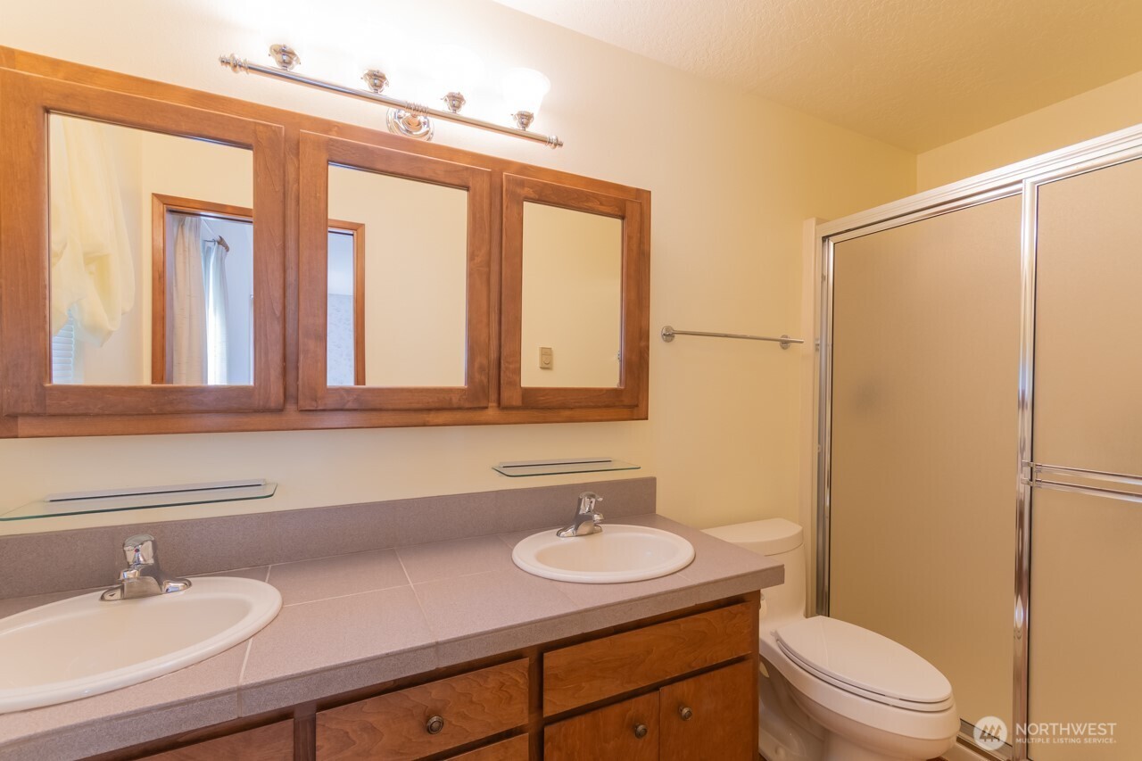 861 E Spruce , Sequim, WA 98382