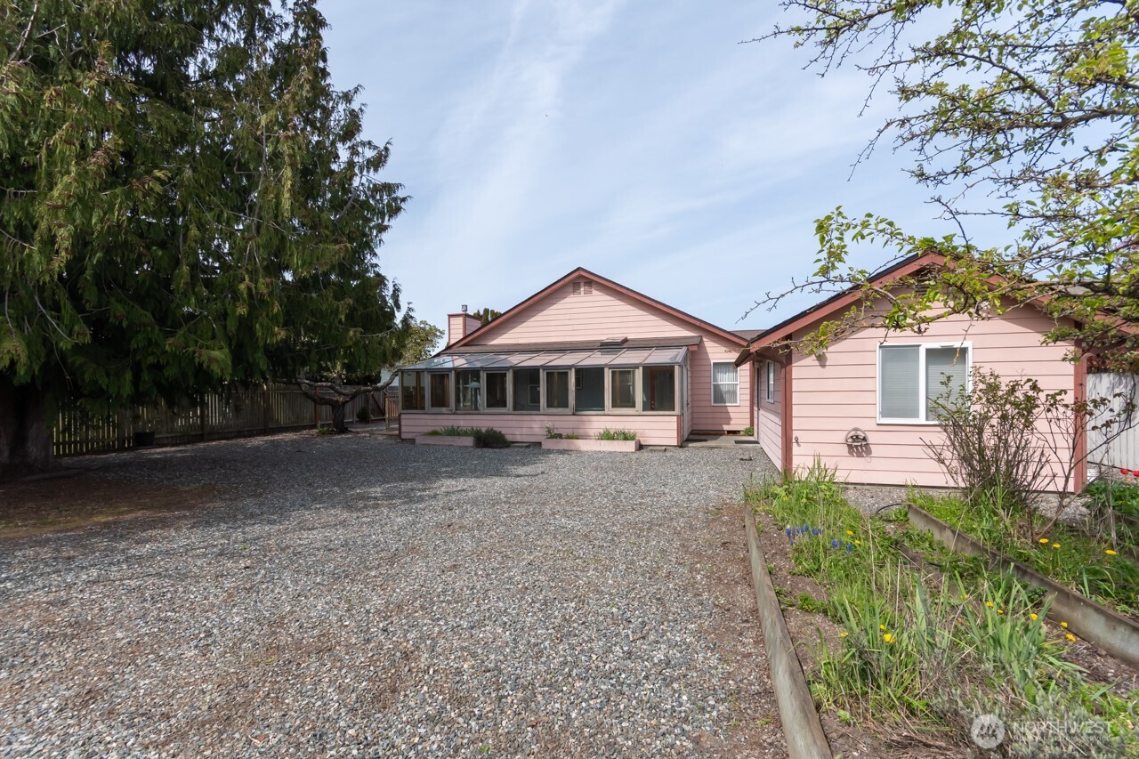 861 E Spruce , Sequim, WA 98382