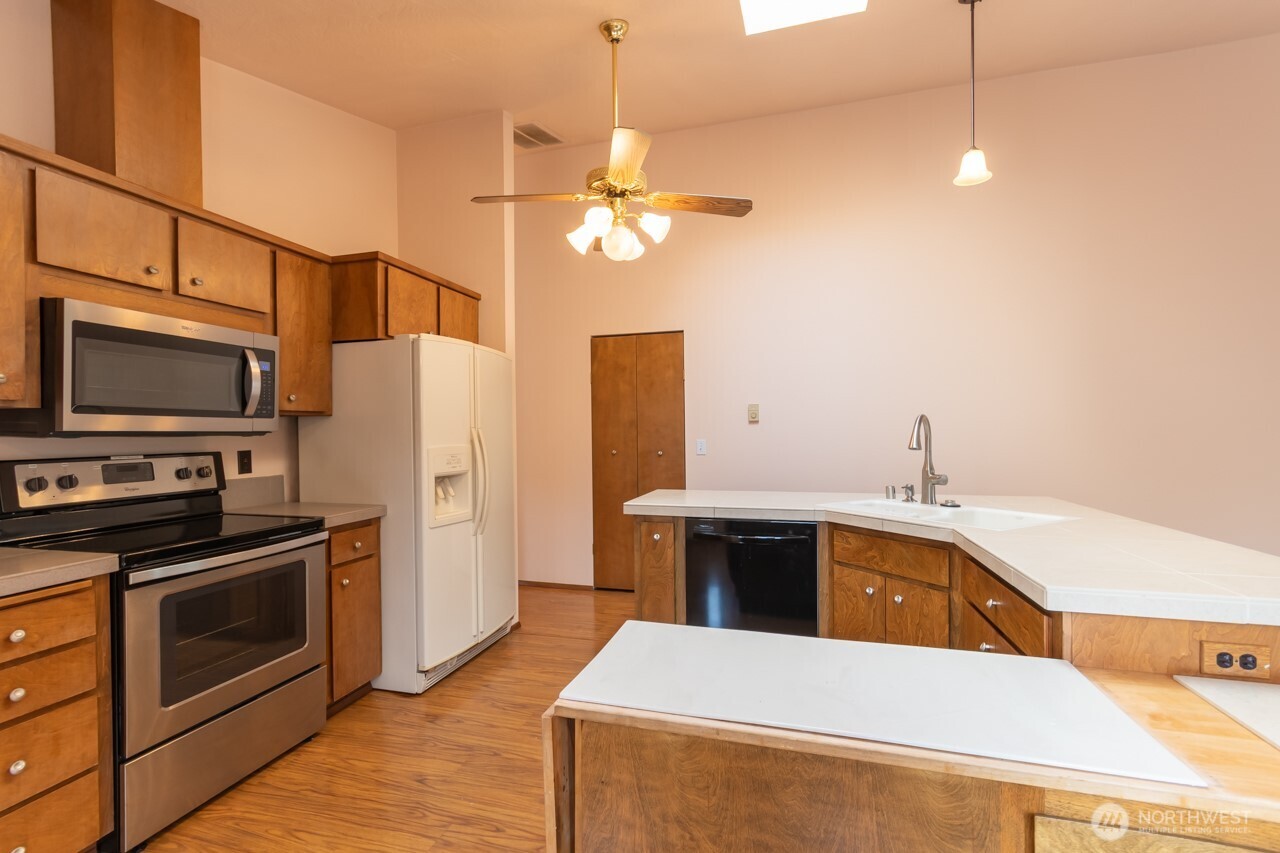 861 E Spruce , Sequim, WA 98382