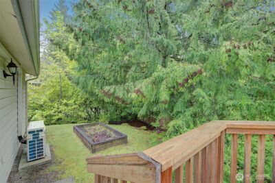 225 131st Avenue NE, Bellevue, WA 98005 - Photo 15