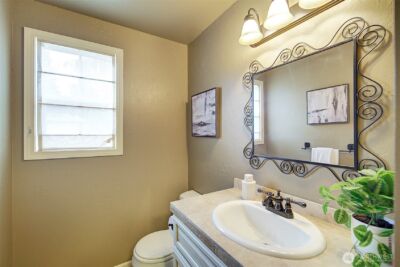 225 131st Avenue NE, Bellevue, WA 98005 - Photo 18