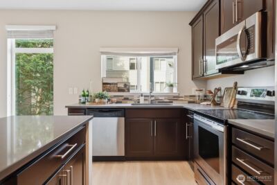 16201 Meadow Road #H4, Lynnwood, WA 98087 - Photo 14