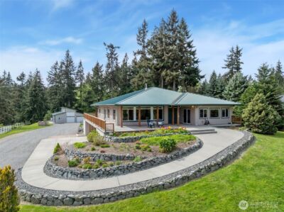 2385 Lake Forest Drive , Oak Harbor, WA 98277