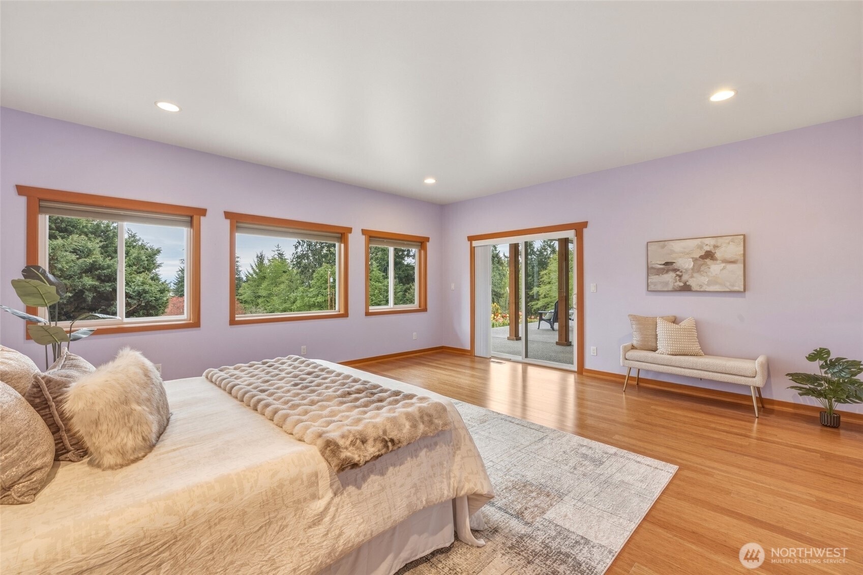 2385 Lake Forest Drive , Oak Harbor, WA 98277