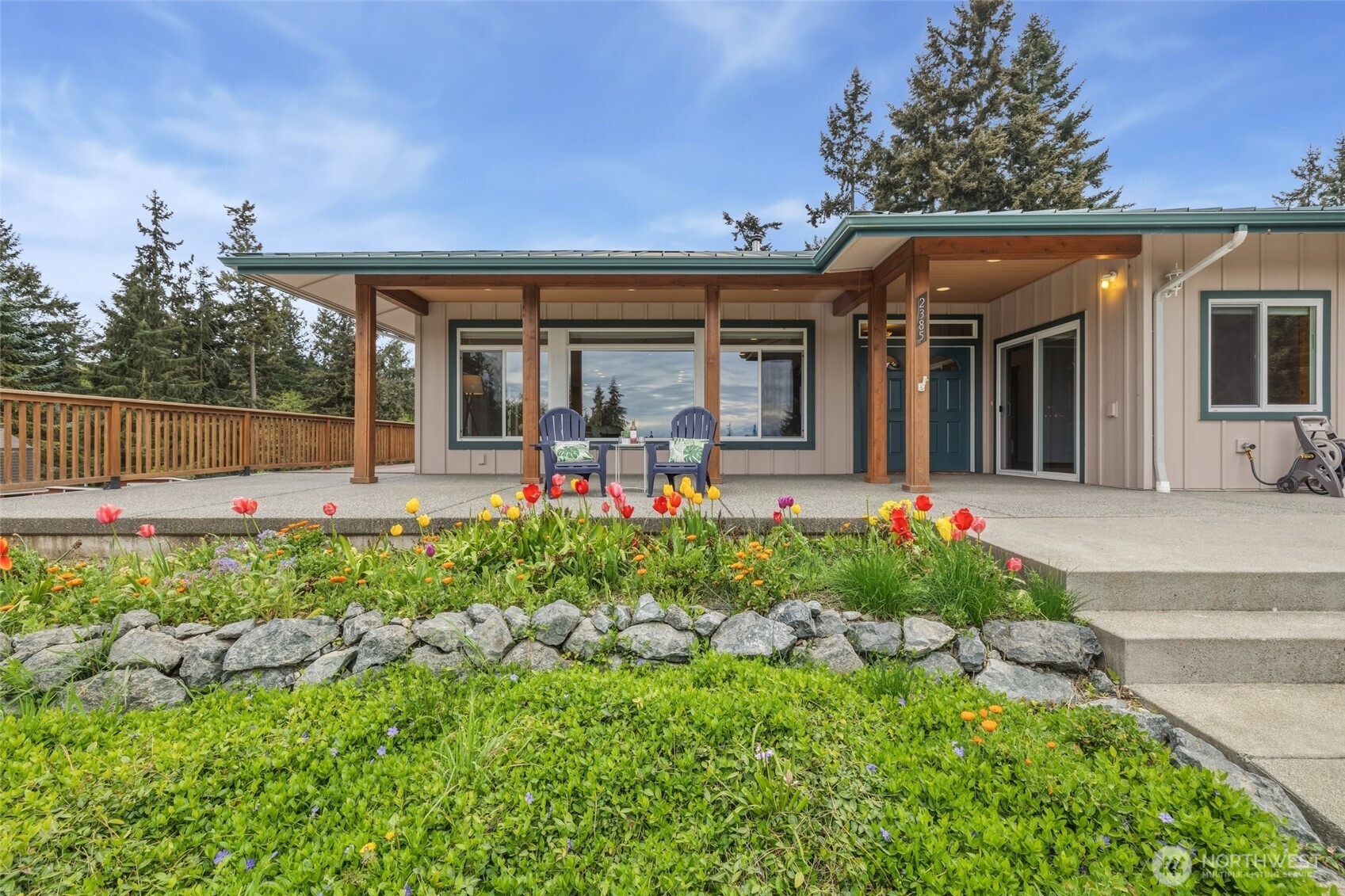 2385 Lake Forest Drive , Oak Harbor, WA 98277