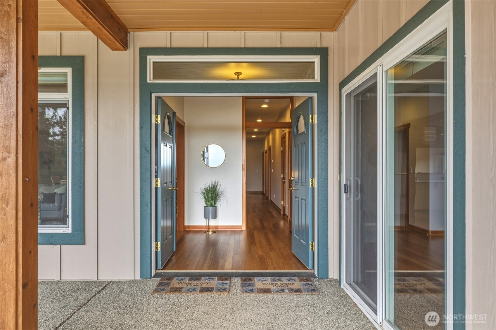 2385 Lake Forest Drive , Oak Harbor, WA 98277