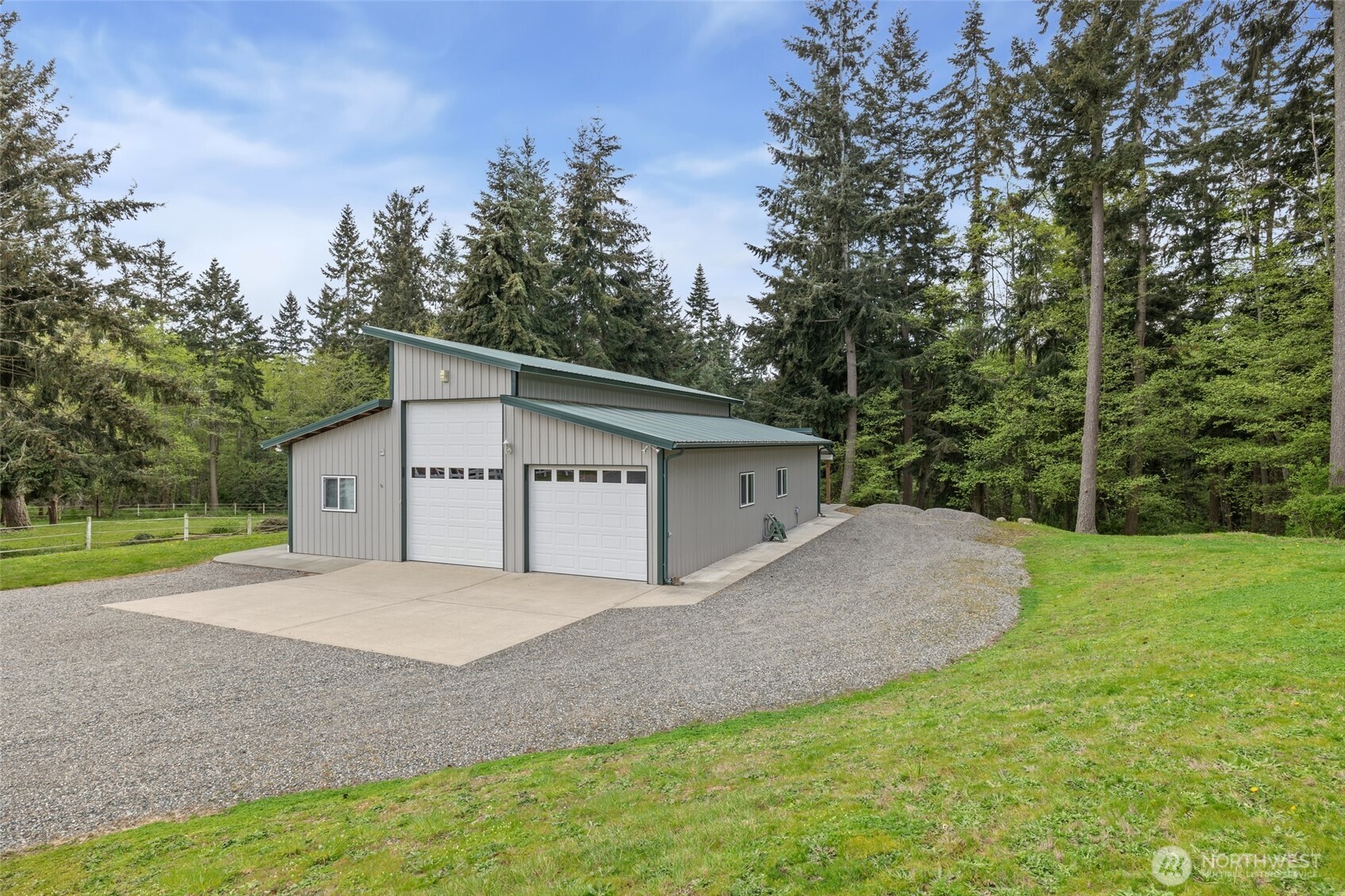 2385 Lake Forest Drive , Oak Harbor, WA 98277