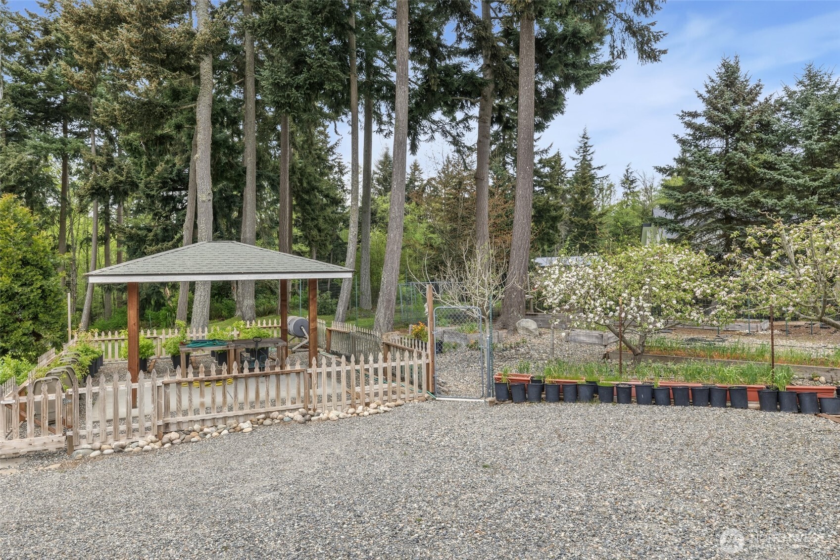 2385 Lake Forest Drive , Oak Harbor, WA 98277