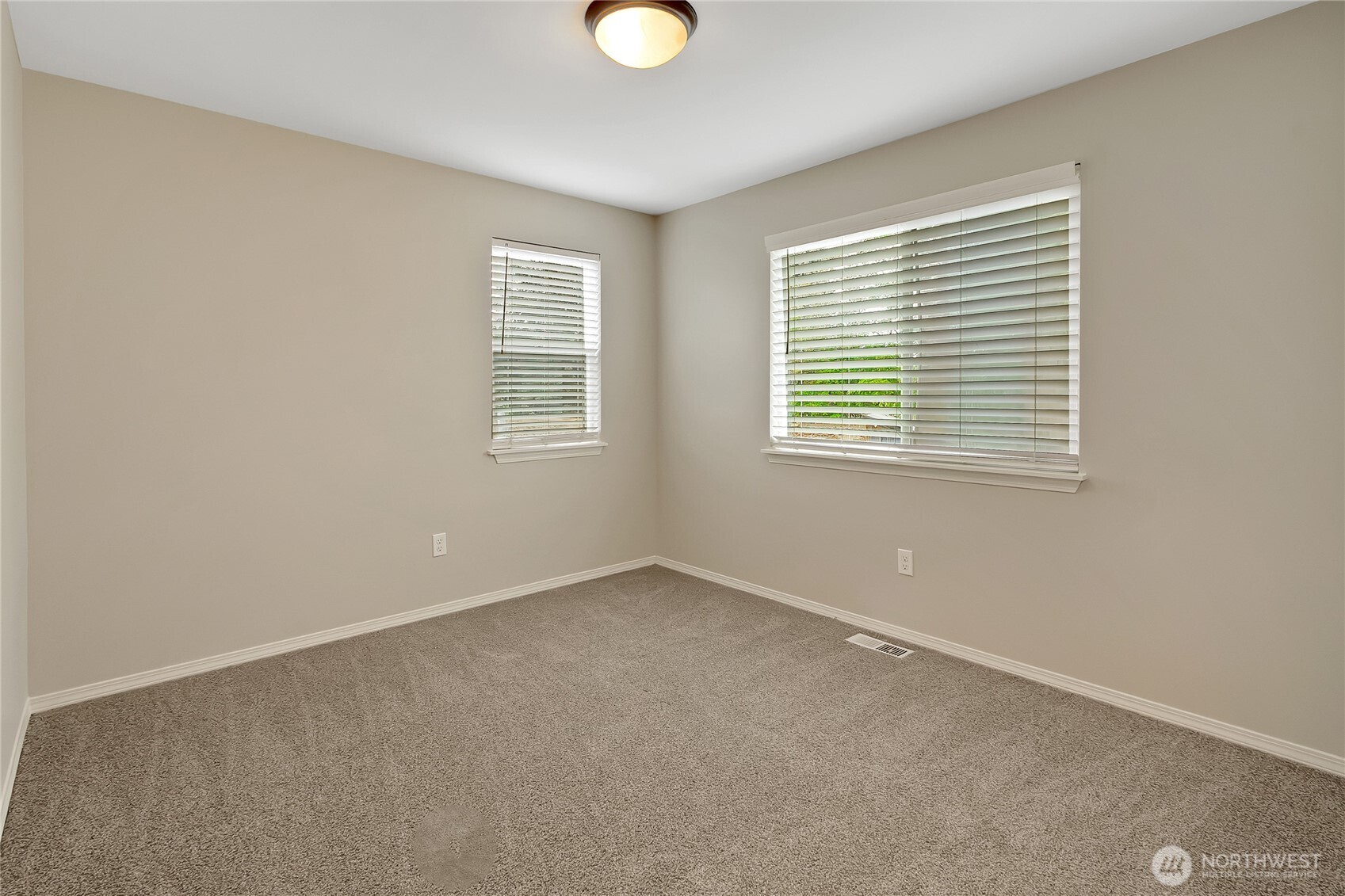 29851 48th Avenue S, Auburn, WA 98001