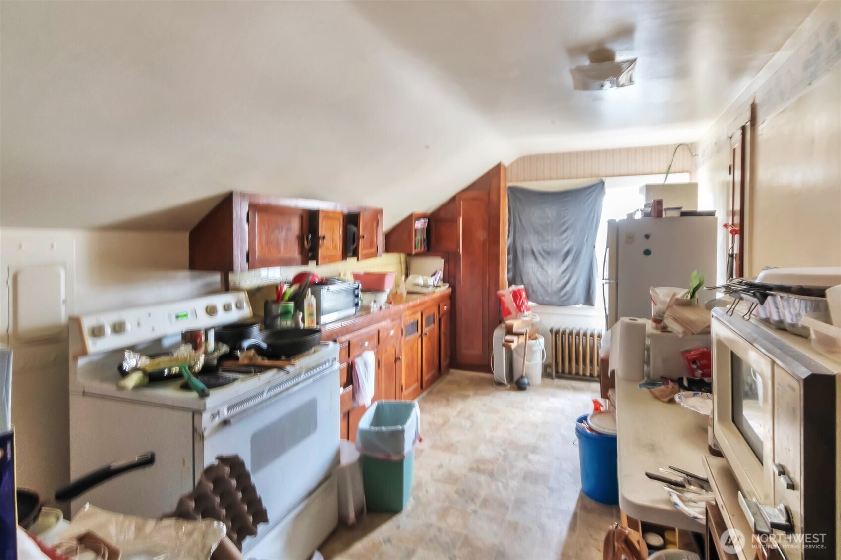 801 Veneta Avenue , Bremerton, WA 98337