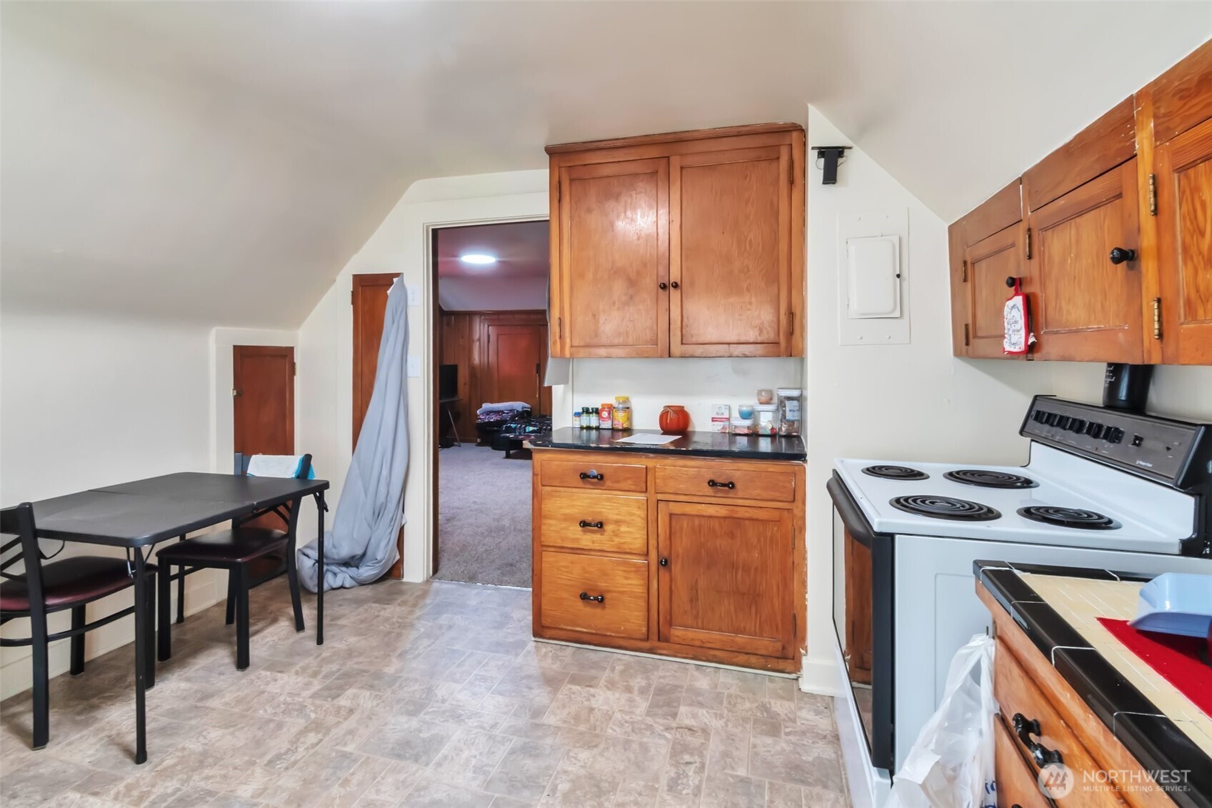 801 Veneta Avenue , Bremerton, WA 98337