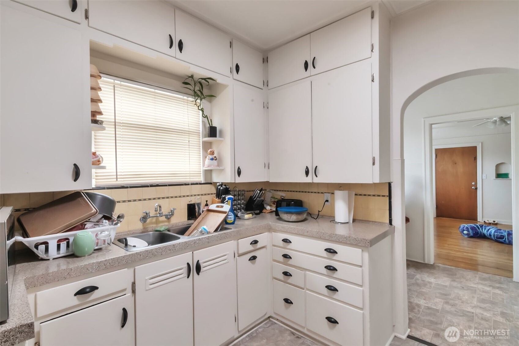 801 Veneta Avenue , Bremerton, WA 98337