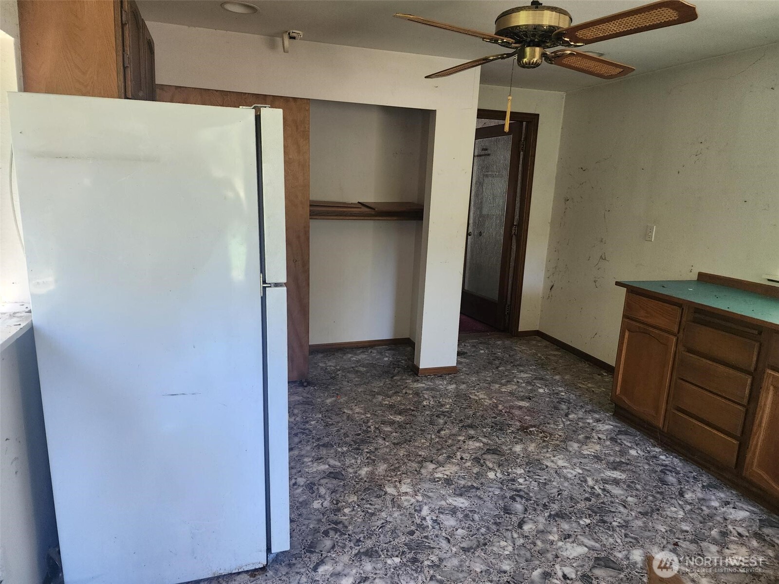 1911 Hundley Road , Cle Elum, WA 98922-9698