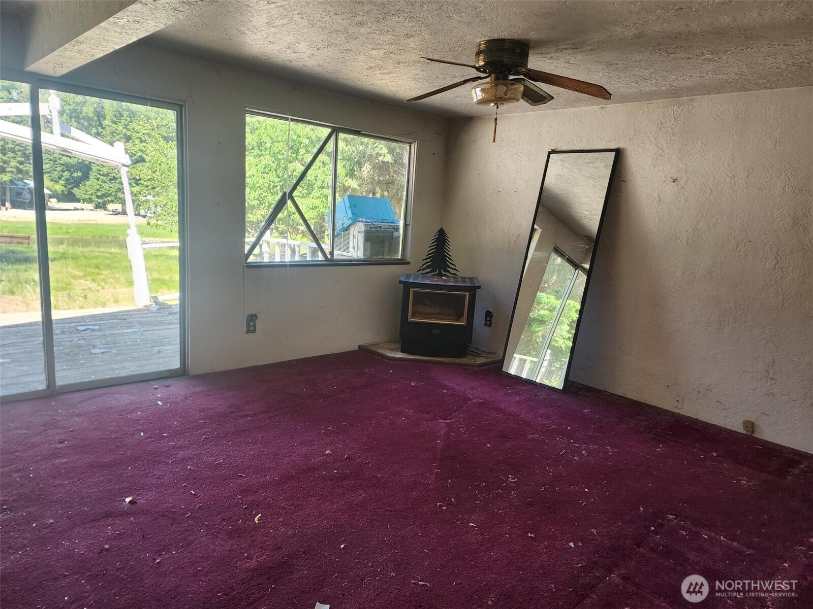 1911 Hundley Road , Cle Elum, WA 98922-9698