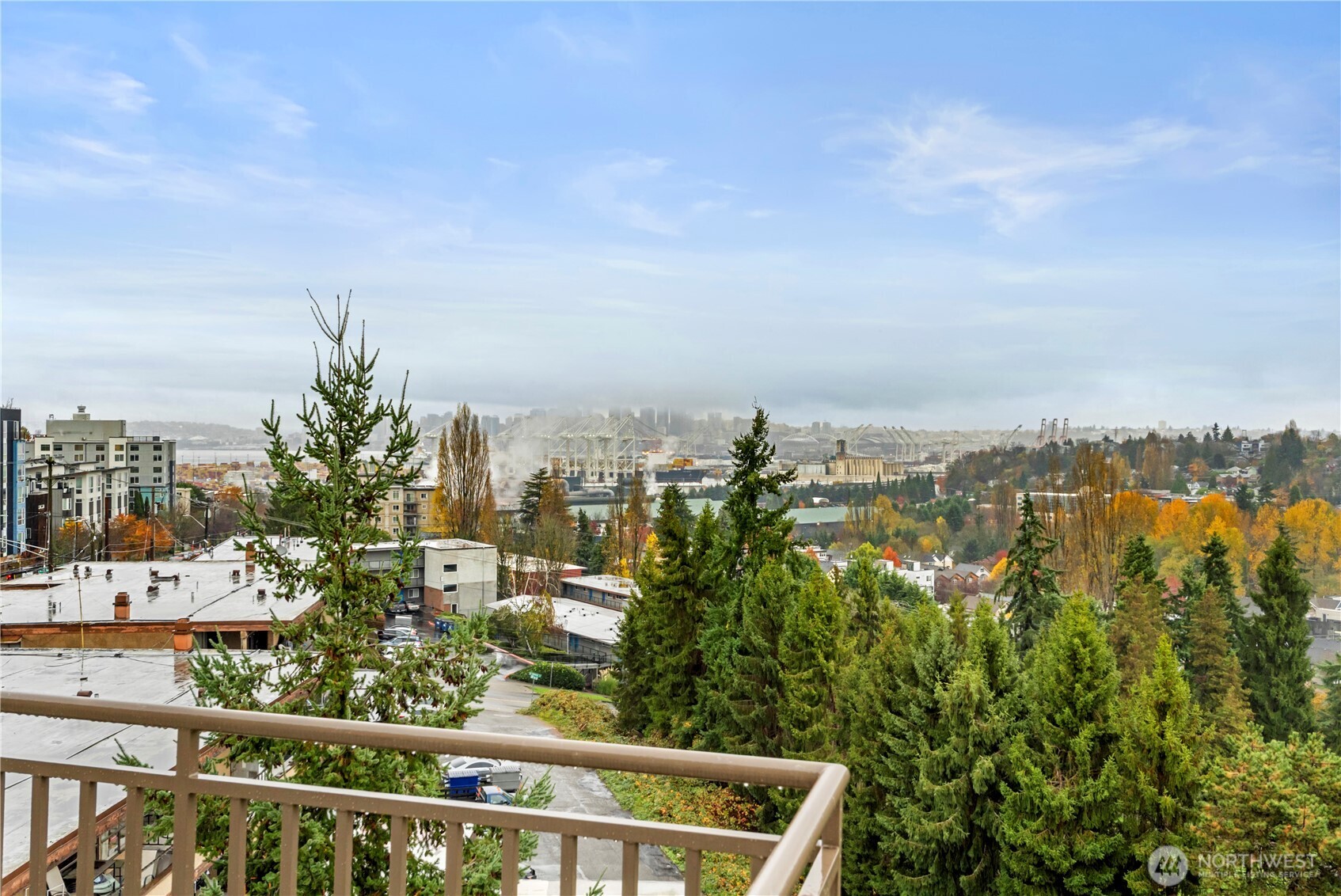 3221 SW Avalon Way #413, Seattle, WA 98126