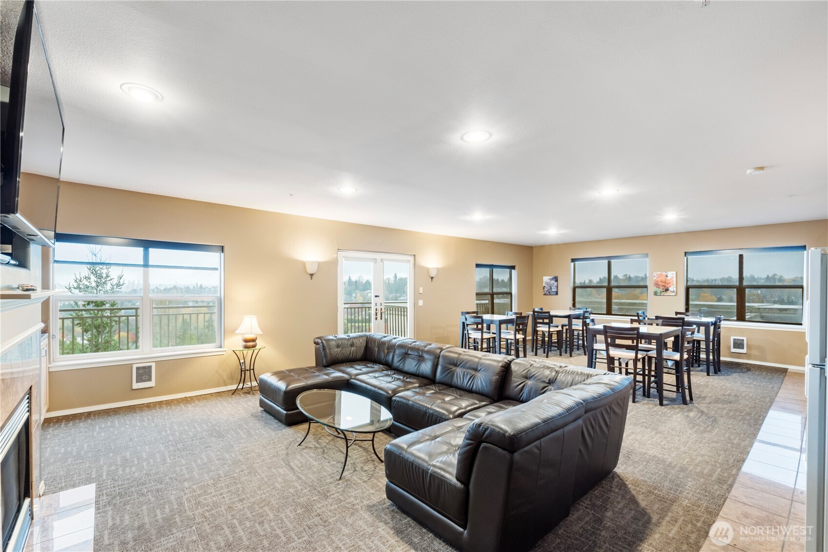 3221 SW Avalon Way #413, Seattle, WA 98126