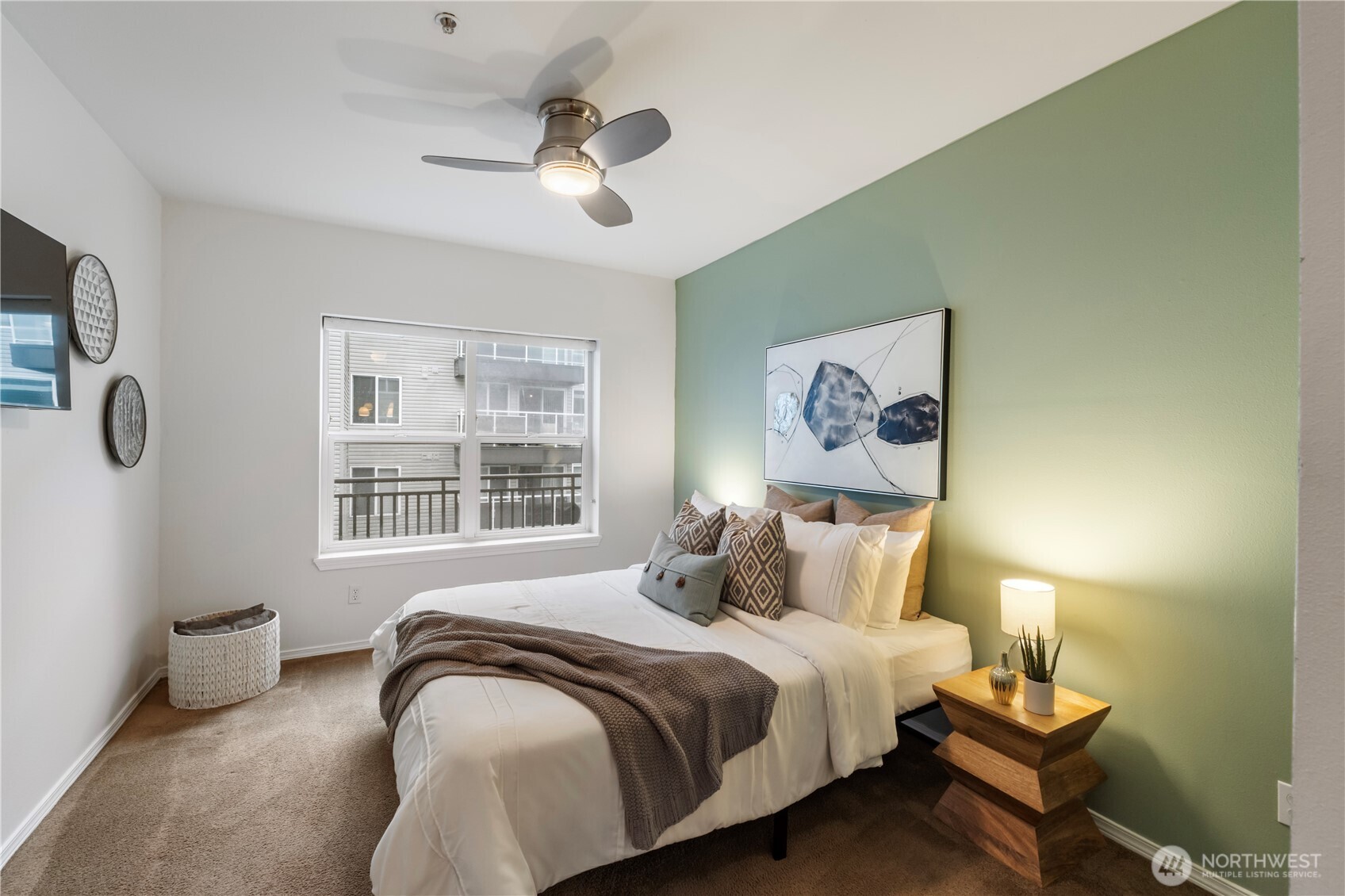 3221 SW Avalon Way #413, Seattle, WA 98126