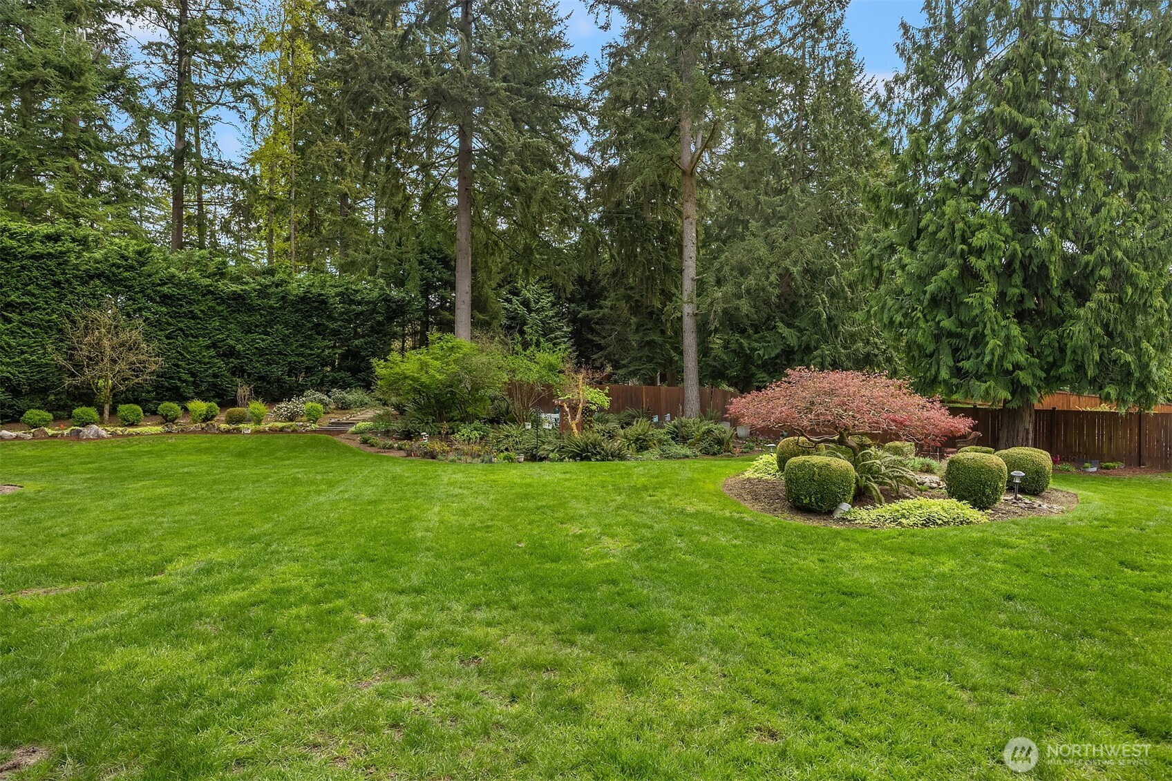 15050 225th Avenue NE, Woodinville, WA 98077