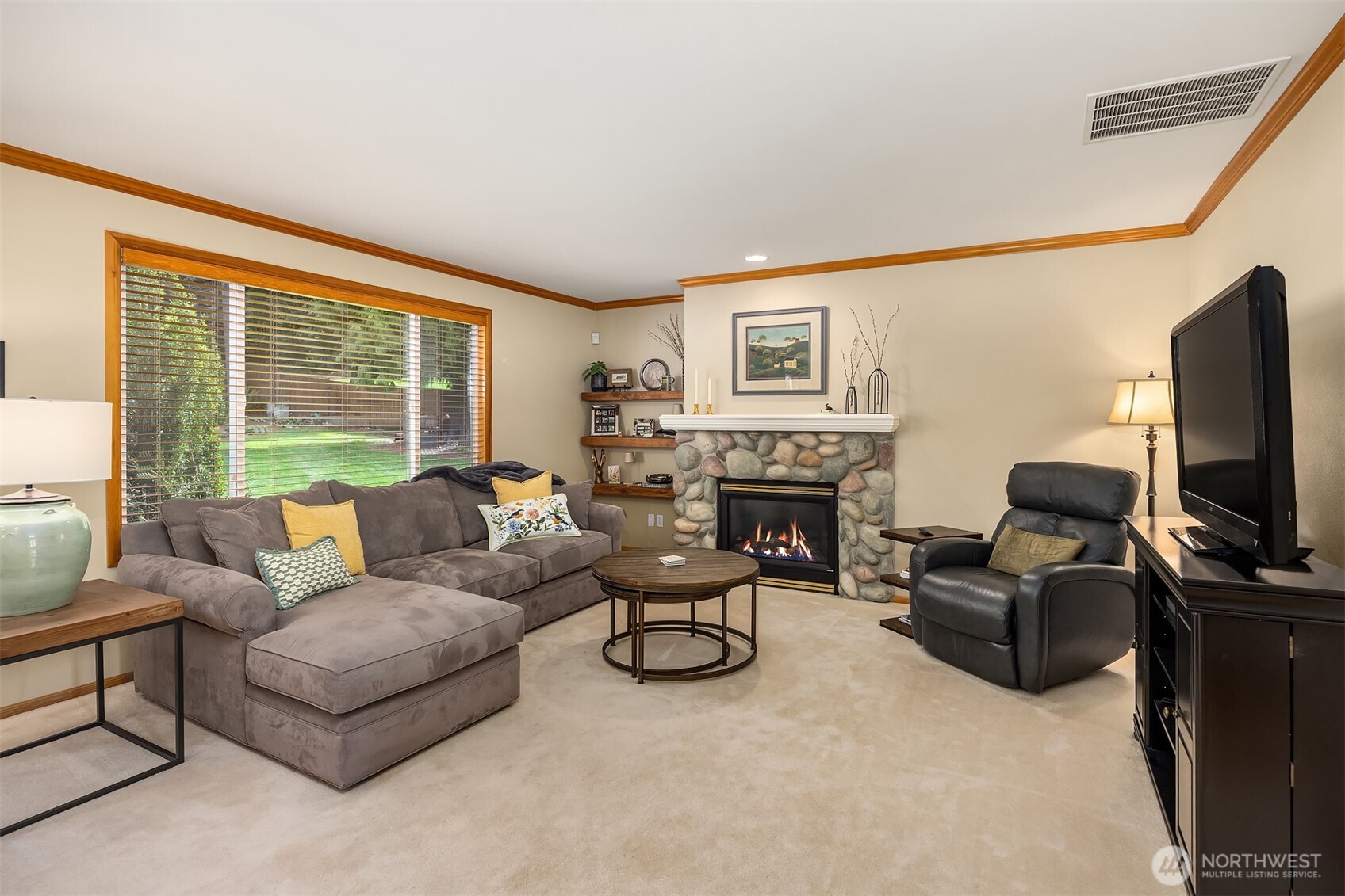 15050 225th Avenue NE, Woodinville, WA 98077