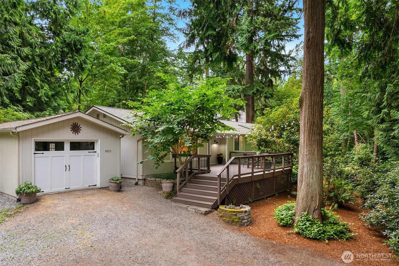 9820 NE Beach Crest Drive , Bainbridge Island, WA 98110