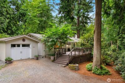 9820 NE Beach Crest Drive , Bainbridge Island, WA 98110 - Photo 2