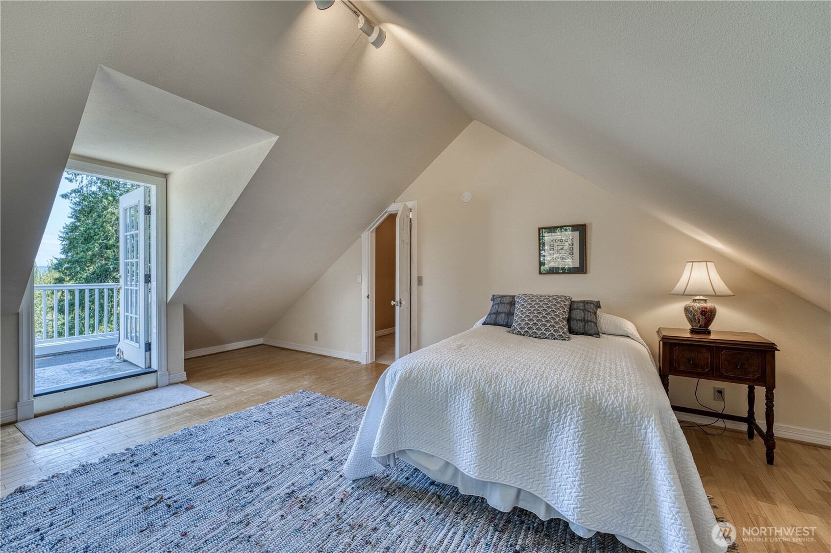 10295 NE West Kingston Road , Kingston, WA 98346-9329