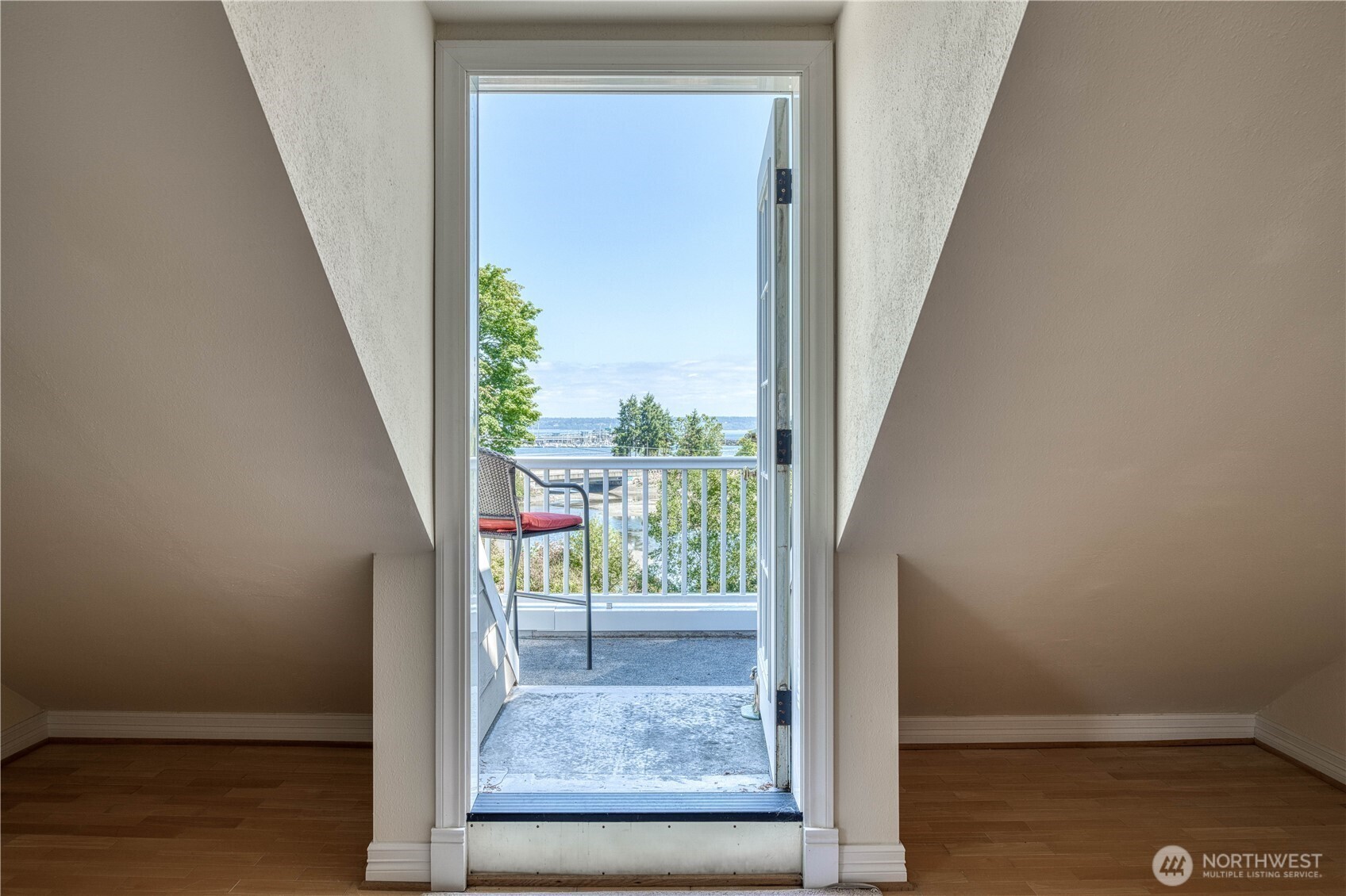 10295 NE West Kingston Road , Kingston, WA 98346-9329