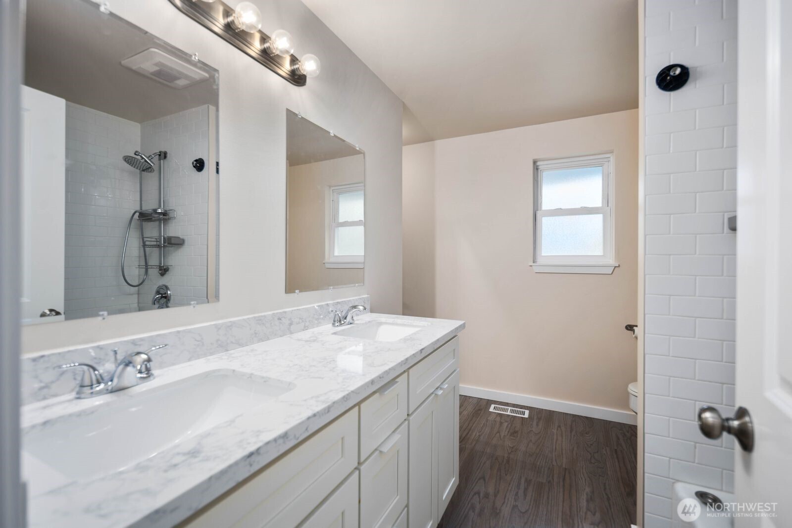 20604 4th Avenue SW, Normandy Park, WA 98166-4228