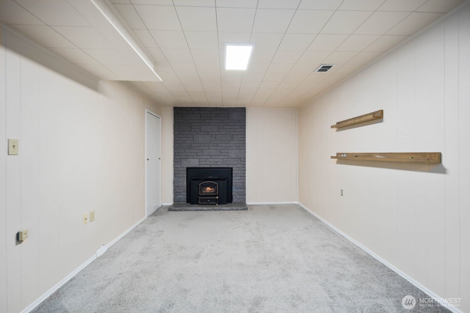20604 4th Avenue SW, Normandy Park, WA 98166-4228