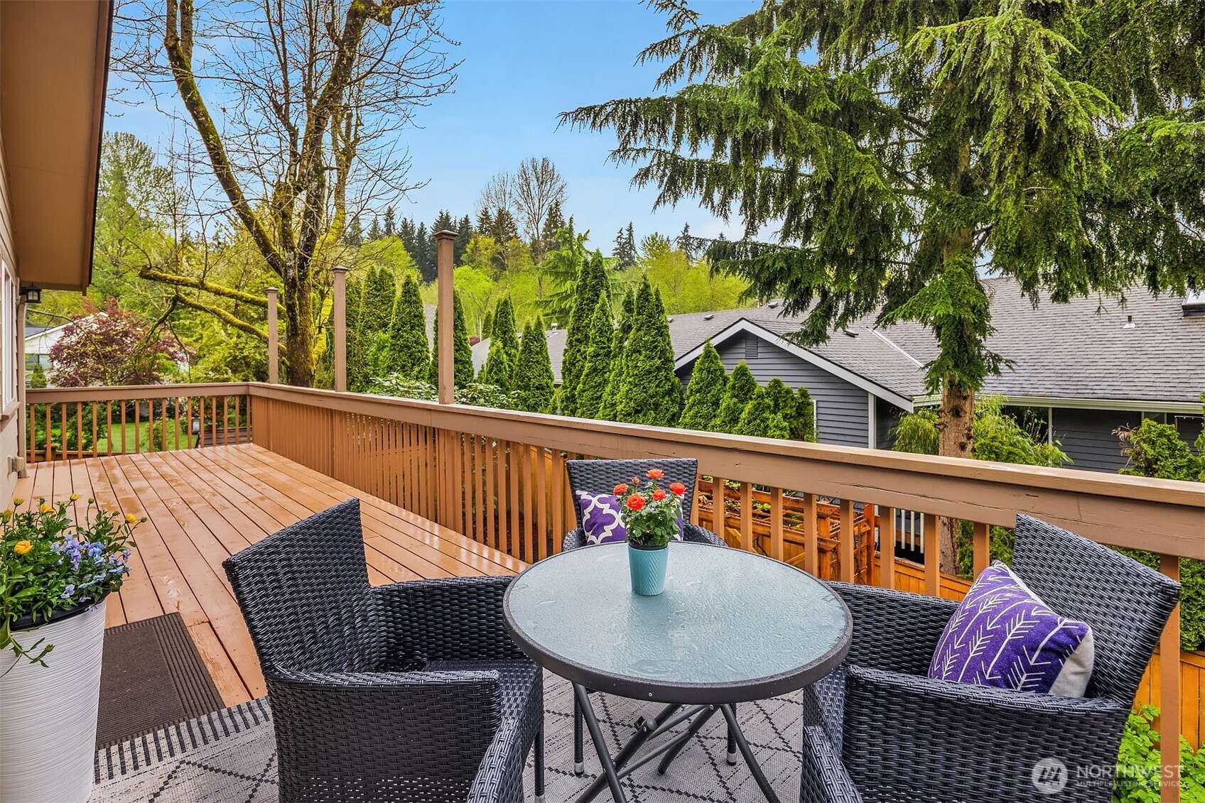6240 NE 204th Place , Kenmore, WA 98028