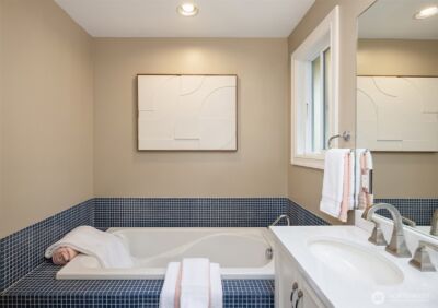 6240 NE 204th Place , Kenmore, WA 98028 - Photo 20